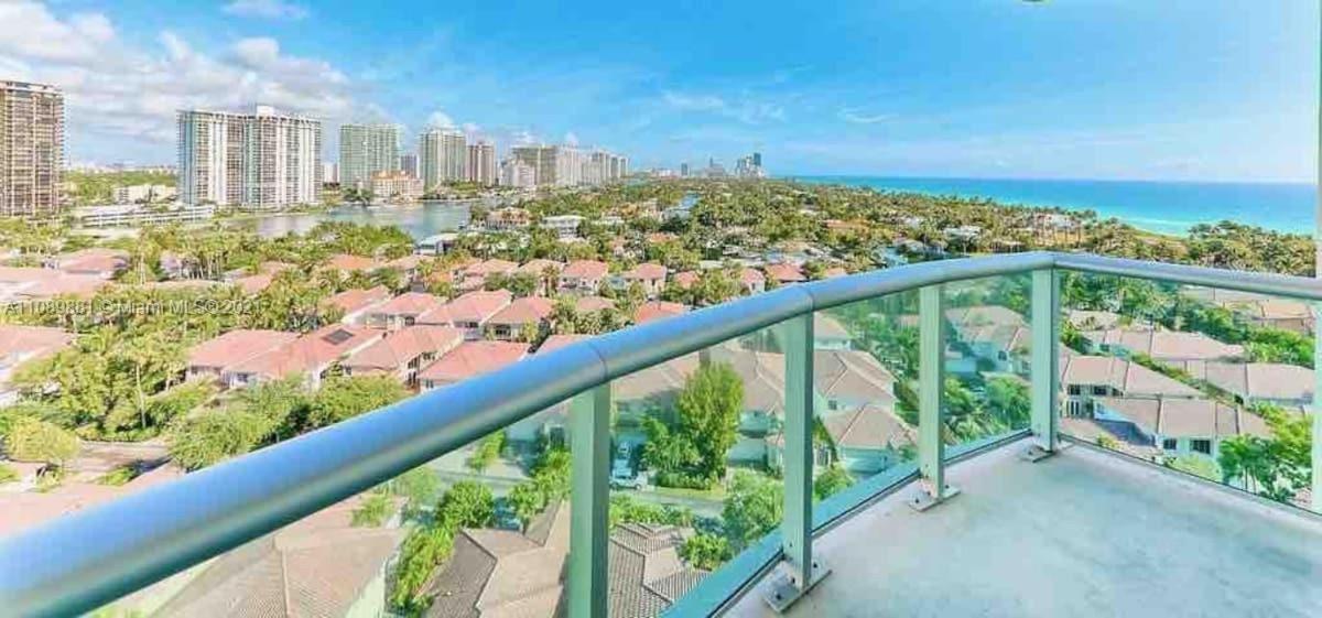 Breathtaking Ocean View! 15Th Floor Apartment Miami Beach Exterior photo